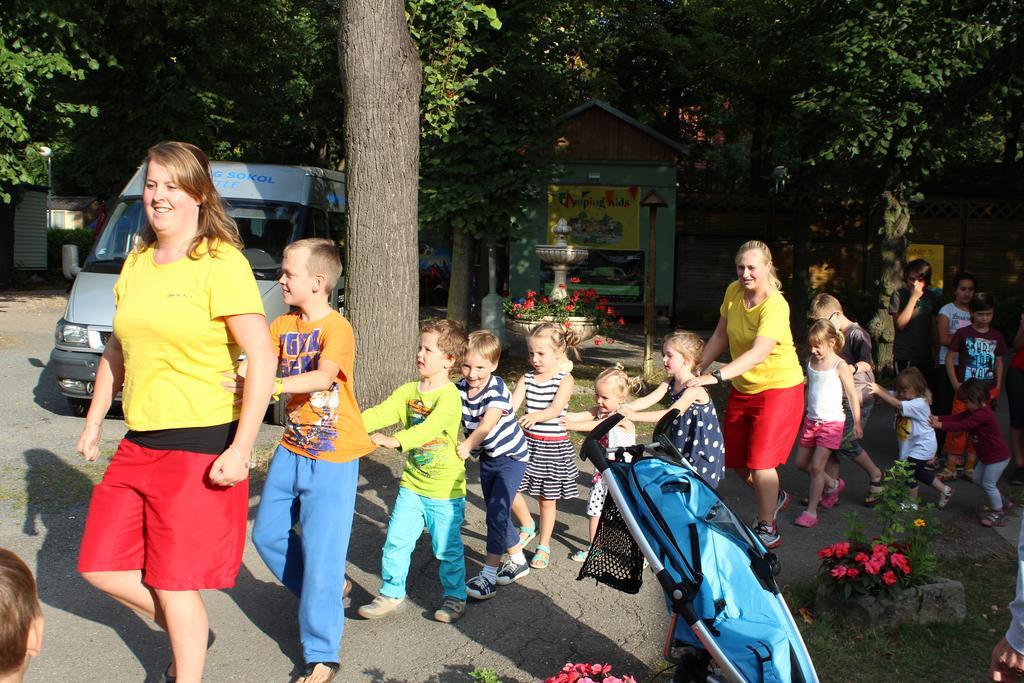 Camping Sokol Praha Esterno foto